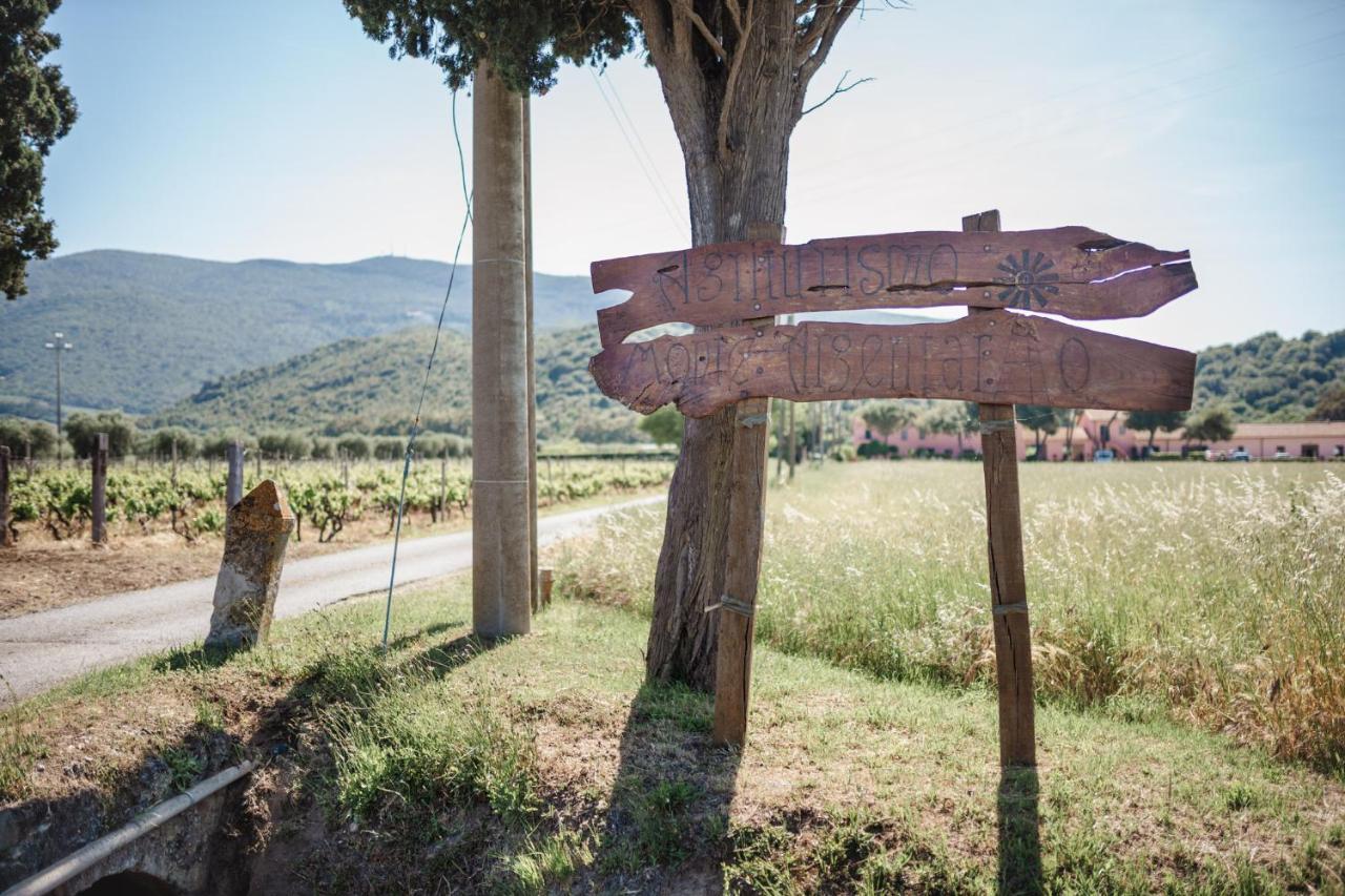 Agriturismo Ristorante مونتي أرجينتاريو المظهر الخارجي الصورة